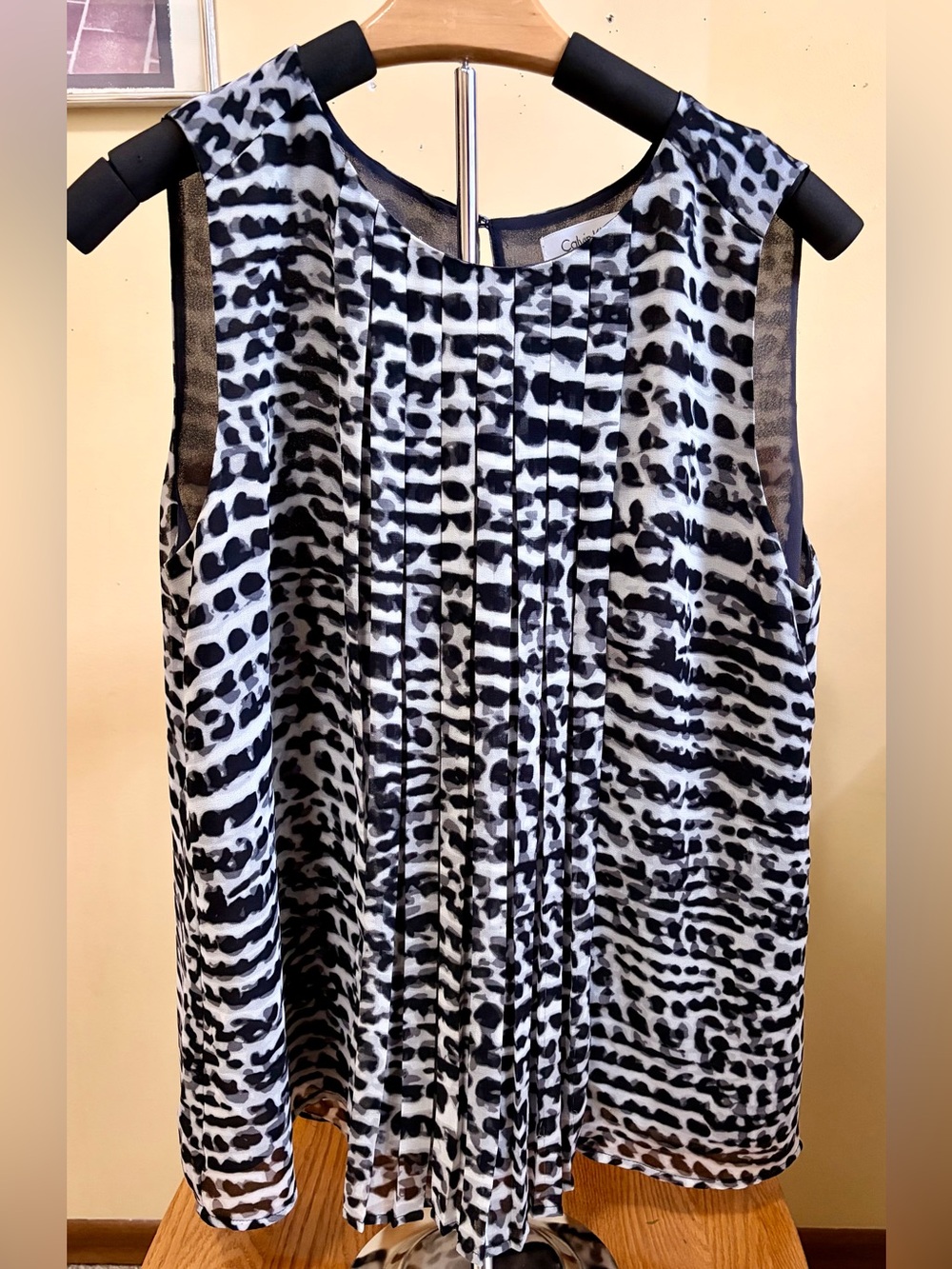 Calvin Klein Black and White Sleeveless Animal Print Pleated Front Top